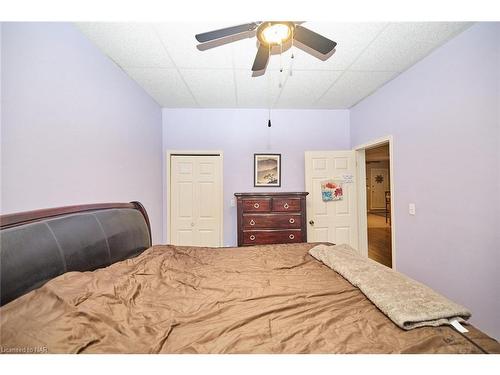 639 King Street, Welland, ON - Indoor Photo Showing Bedroom