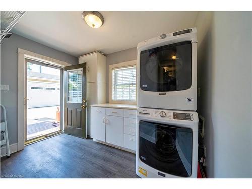 63 Rodman Street, St. Catharines, ON - Indoor Photo Showing Laundry Room