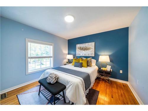 63 Rodman Street, St. Catharines, ON - Indoor Photo Showing Bedroom