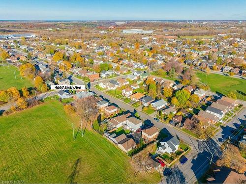 4667 Sixth Avenue, Niagara Falls, ON - Outdoor With View