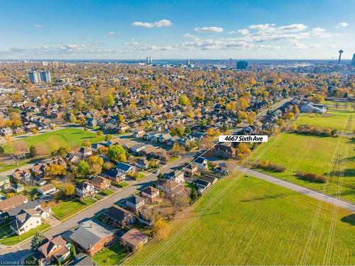 4667 Sixth Avenue, Niagara Falls, ON - Outdoor With View