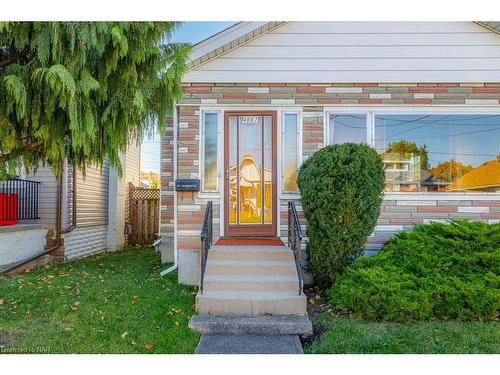 4667 Sixth Avenue, Niagara Falls, ON - Outdoor