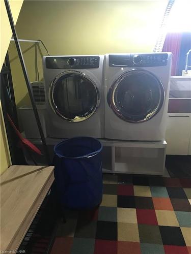 Basement-5394 Twidale Avenue, Niagara Falls, ON - Indoor Photo Showing Laundry Room