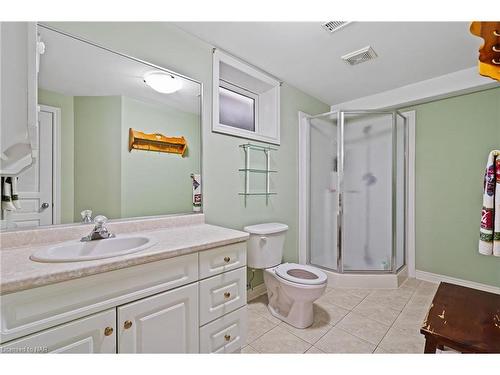 8119 Spring Blossom Drive, Niagara Falls, ON - Indoor Photo Showing Bathroom