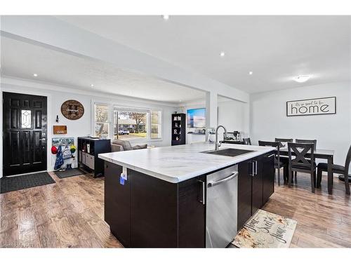 417 Clare Avenue, Welland, ON - Indoor Photo Showing Kitchen