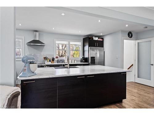 417 Clare Avenue, Welland, ON - Indoor Photo Showing Kitchen With Double Sink