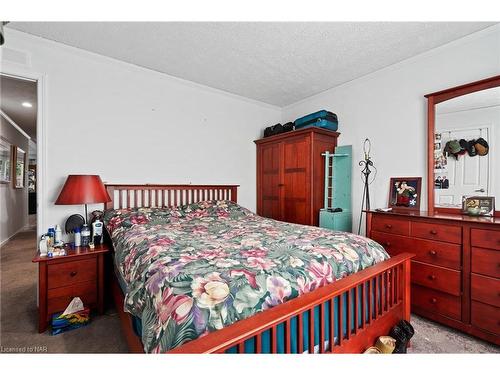 908 Netherby Road, Welland, ON - Indoor Photo Showing Bedroom