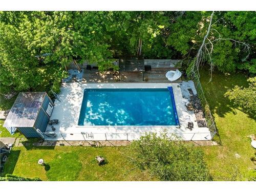 908 Netherby Road, Welland, ON - Outdoor With In Ground Pool With Backyard