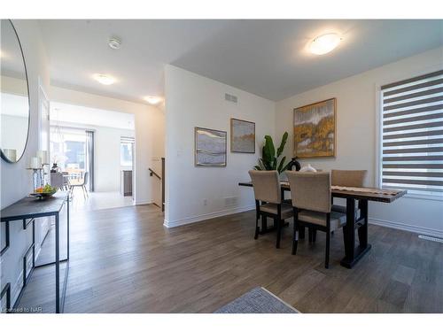 8064 Citation Road, Niagara Falls, ON - Indoor Photo Showing Dining Room