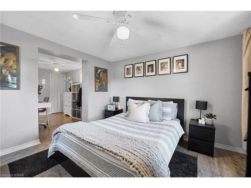 84 Steele Street, Port Colborne, ON - Indoor Photo Showing Bedroom