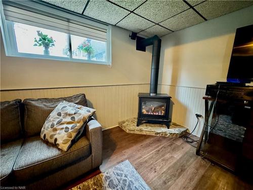 25 Royal Road, Port Colborne, ON - Indoor With Fireplace