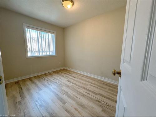 25 Chloe Street, St. Catharines, ON - Indoor Photo Showing Other Room