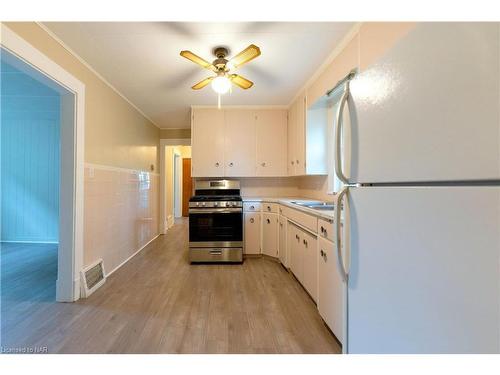 6141 Main Street, Niagara Falls, ON - Indoor Photo Showing Kitchen With Double Sink