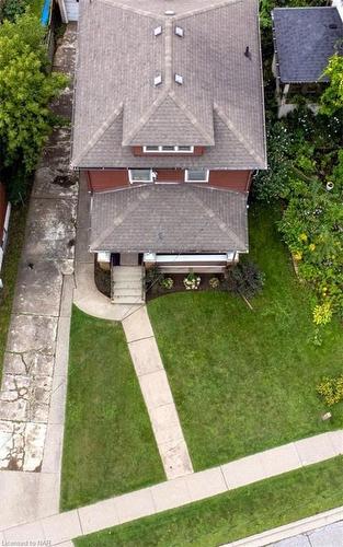 6141 Main Street, Niagara Falls, ON - Outdoor