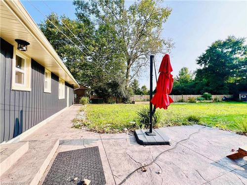 8487 Niagara River Parkway, Niagara Falls, ON - Outdoor