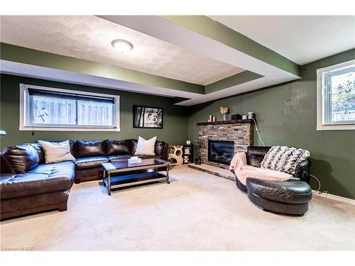 8 Dundee Drive, St. Catharines, ON - Indoor With Fireplace