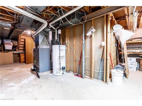 8 Dundee Drive, St. Catharines, ON - Indoor Photo Showing Basement