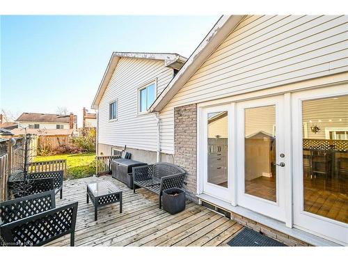 8 Dundee Drive, St. Catharines, ON - Outdoor With Deck Patio Veranda With Exterior