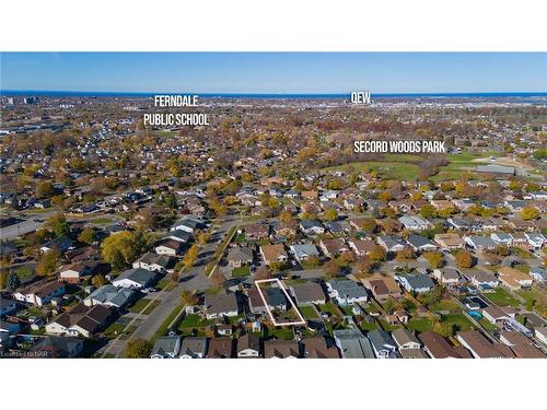 8 Dundee Drive, St. Catharines, ON - Outdoor With View