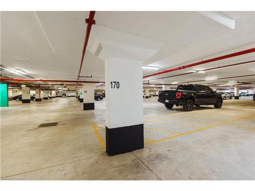 Up29-50 Herrick Avenue, St. Catharines, ON - Indoor Photo Showing Garage