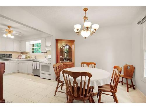 55 Aquadale Drive, St. Catharines, ON - Indoor Photo Showing Dining Room