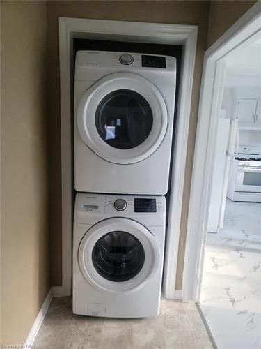 Upper-78 Afton Avenue, Welland, ON - Indoor Photo Showing Laundry Room