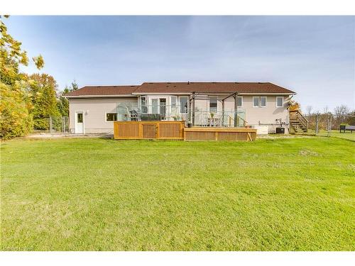 454 Holloway Bay Road S, Sherkston, ON - Outdoor With Deck Patio Veranda