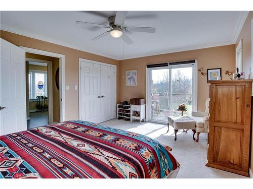 454 Holloway Bay Road S, Sherkston, ON - Indoor Photo Showing Bedroom