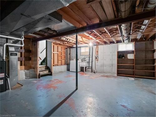 5 Rainbow Drive, St. Catharines, ON - Indoor Photo Showing Basement