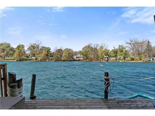 4048 Bridgewater Street, Niagara Falls, ON - Outdoor With Body Of Water With View