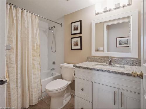 802-162 Martindale Road, St. Catharines, ON - Indoor Photo Showing Bathroom