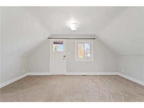 13 Herrick Avenue, St. Catharines, ON - Indoor Photo Showing Other Room