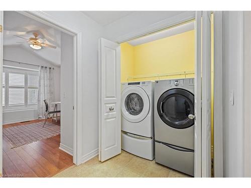 1-605 Welland Avenue, St. Catharines, ON - Indoor Photo Showing Laundry Room