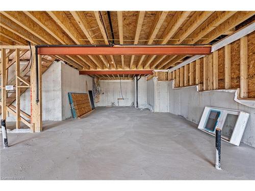 62 Bergenstein Crescent, Fonthill, ON - Indoor Photo Showing Basement