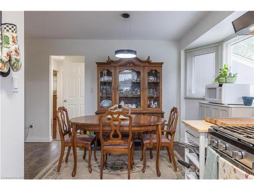 105 Rockwood Avenue, St. Catharines, ON - Indoor Photo Showing Dining Room