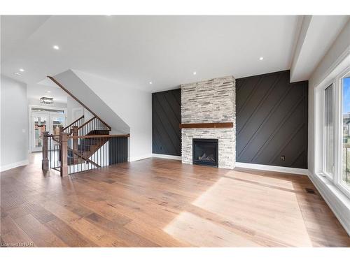 7346 Sherrilee Crescent, Niagara Falls, ON - Indoor Photo Showing Other Room With Fireplace