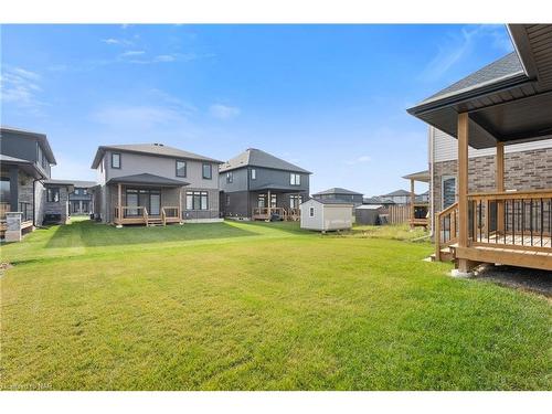 7346 Sherrilee Crescent, Niagara Falls, ON - Outdoor With Deck Patio Veranda With Backyard With Exterior