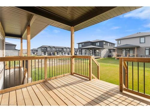 7346 Sherrilee Crescent, Niagara Falls, ON - Outdoor With Deck Patio Veranda With Exterior