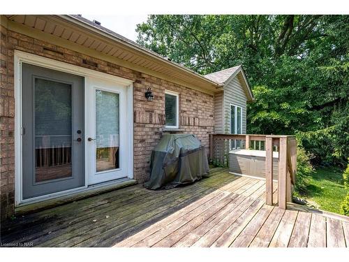 8-27 Parnell Road, St. Catharines, ON - Outdoor With Deck Patio Veranda With Exterior