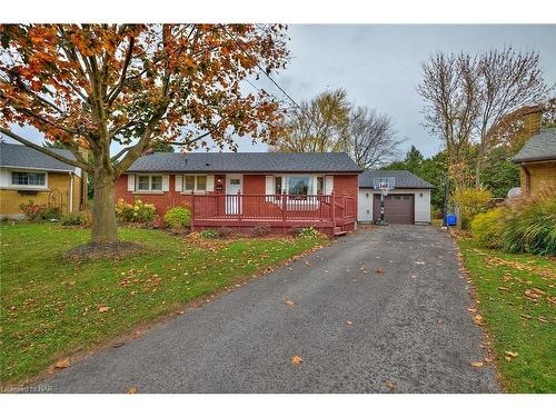 3283 Kenwood Court, Niagara Falls, ON - Outdoor With Deck Patio Veranda With Facade