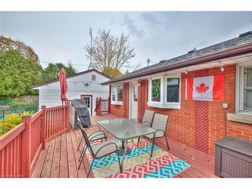 3283 Kenwood Court, Niagara Falls, ON - Outdoor With Deck Patio Veranda With Exterior