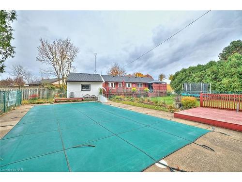 3283 Kenwood Court, Niagara Falls, ON - Outdoor With In Ground Pool With Deck Patio Veranda With Backyard