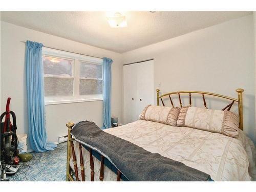 30622 Hungry Hollow Road, Arkona, ON - Indoor Photo Showing Bedroom