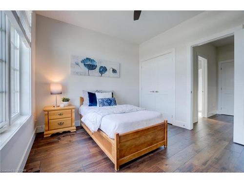 283 King Street, Glencoe, ON - Indoor Photo Showing Bedroom