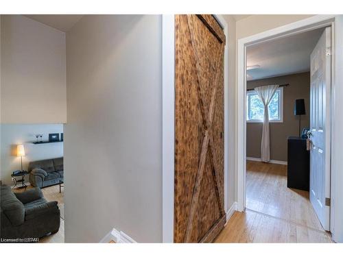 1302 Fuller Street, London, ON - Indoor Photo Showing Other Room