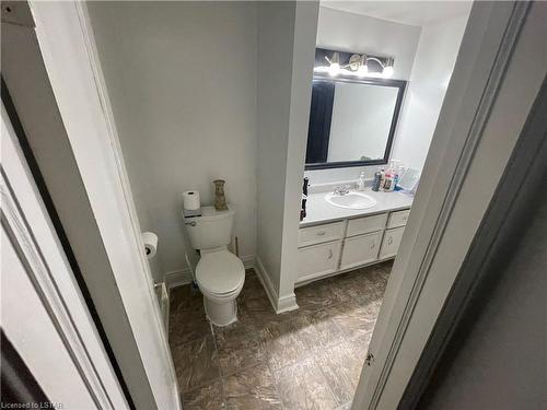 397 Edmonton Street, London, ON - Indoor Photo Showing Bathroom