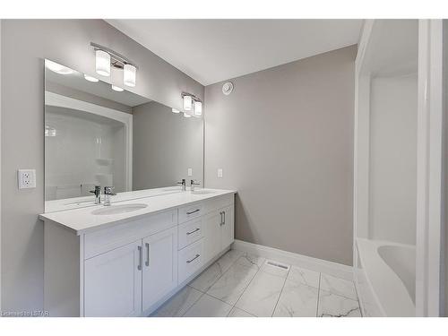 51 Basil Crescent, Ilderton, ON - Indoor Photo Showing Bathroom