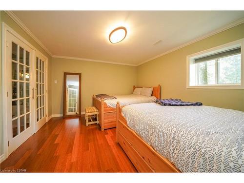 7691 Whatman Street, Port Franks, ON - Indoor Photo Showing Bedroom