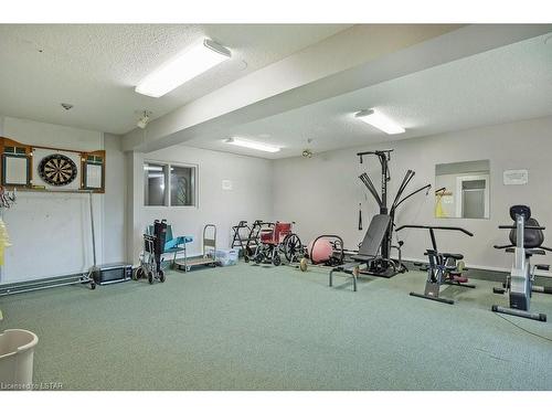 209-440 Wellington Street, St. Thomas, ON - Indoor Photo Showing Gym Room
