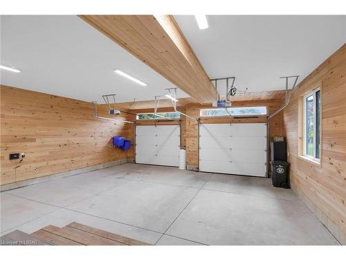 661 George Street, Port Stanley, ON - Indoor Photo Showing Garage